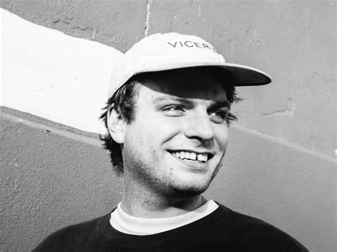 what kind of music does mac demarco make? the harmonies in his songs often evoke vivid imagery